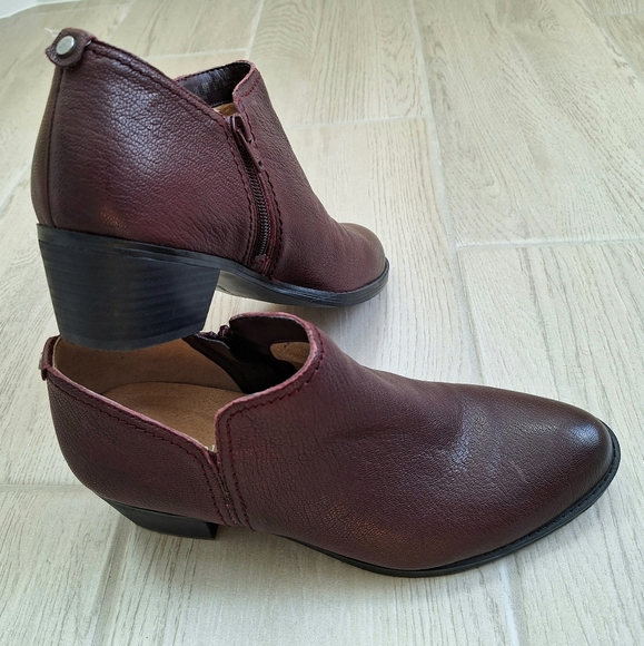Naturalizer Zarie Women's Beetroot ankle booties With Side Zipper - Size 8.5 - Picture 1 of 8